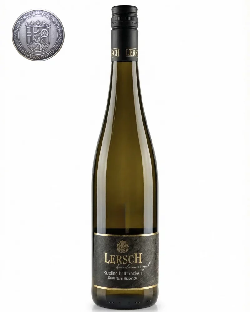 Eine Flasche Riesling halbtrocken vom Weingut Lersch – Nahewein